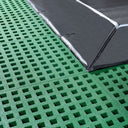 EXIT Dynamic trampolin i jordniveau 275x458cm med Freezone sikkerhedsfliser - sort